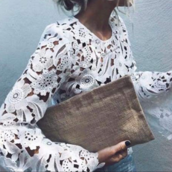 Romeo & Juliet❤️Bohemian Bell Sleeve Lace top - Picture 4 of 5